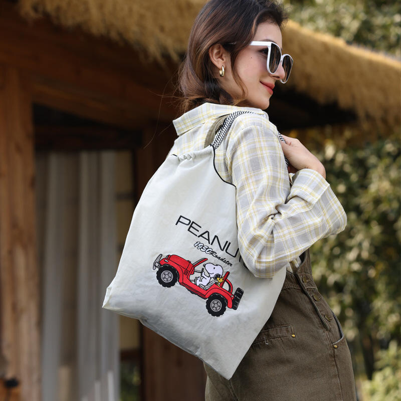 Women Bags Wholesale - Snoopy Co-Branded Embroidered Nylon Tote Large
