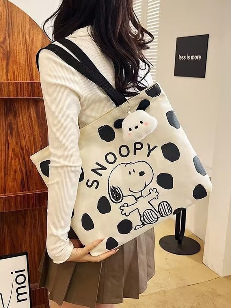 Cartoon Snoopy Canvas Shoulder - Women Bags Medium Size ulasan dan harga