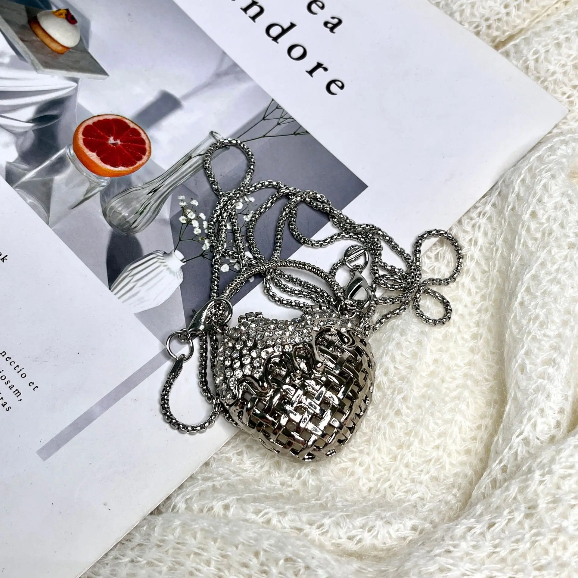 Designer Hollowed Out Heart- H - Women Bags Mini ulasan dan harga