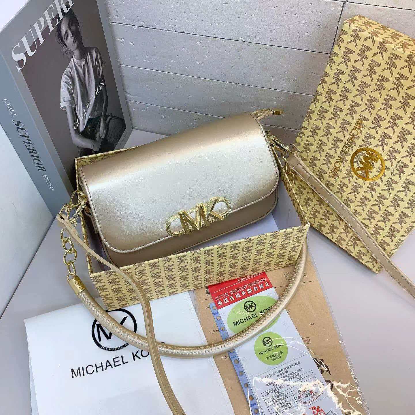 Michael Kors Women's Chain Bag - Women'S Bags Of Michael Kors ulasan dan harga