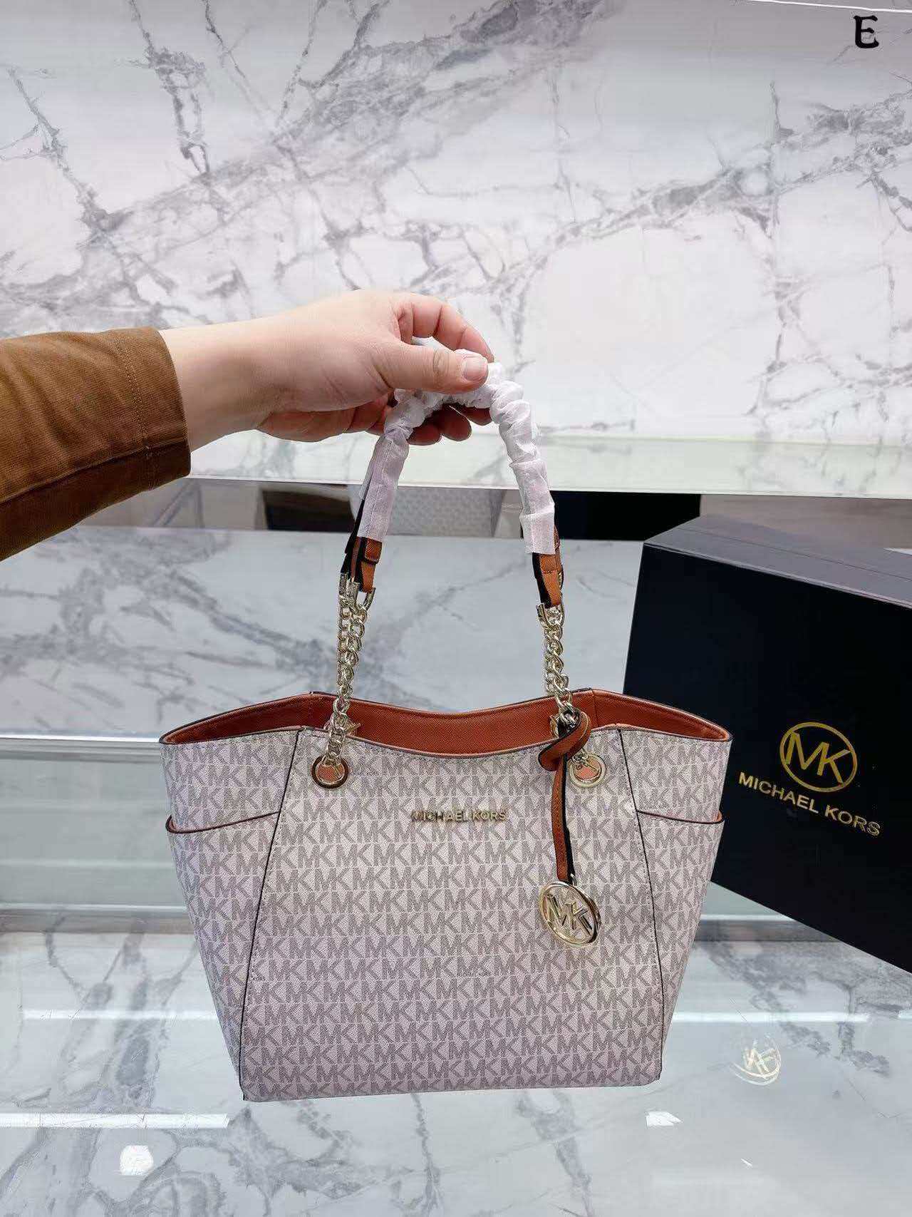 Michael Kors Jet Set 2026 New  - Women'S Bags Of Michael Kors ulasan dan harga